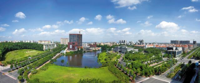 佛山高新區(qū)圍繞打造“產(chǎn)城人融合的廣佛副中心”戰(zhàn)略，對(duì)接全球優(yōu)質(zhì)資源，優(yōu)